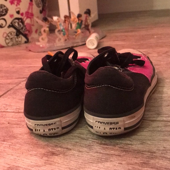 Converse - Picture 3 of 4